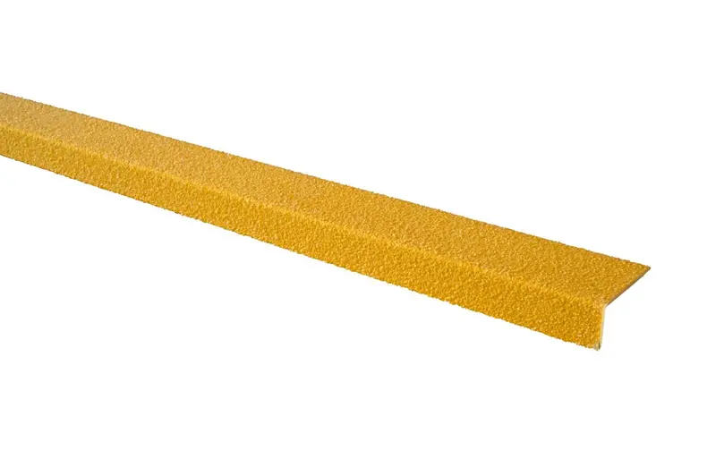 70Mm X 30Mm Textured Outdoor Stair Nosing For Slip Resistance 1