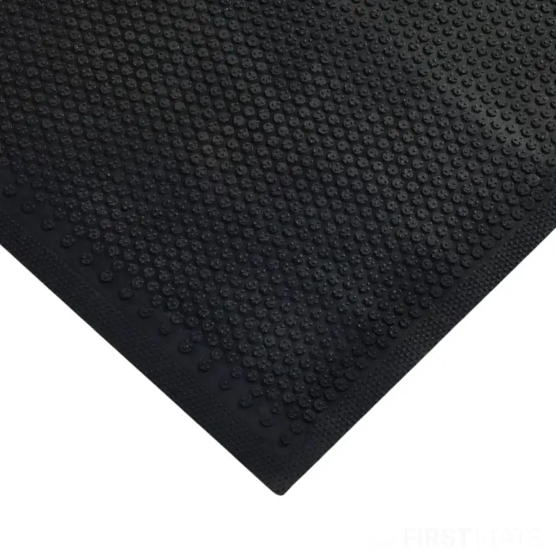 Assured-Scraper Rubber Entrance Mat – Anti-Slip & Debris Removal 1