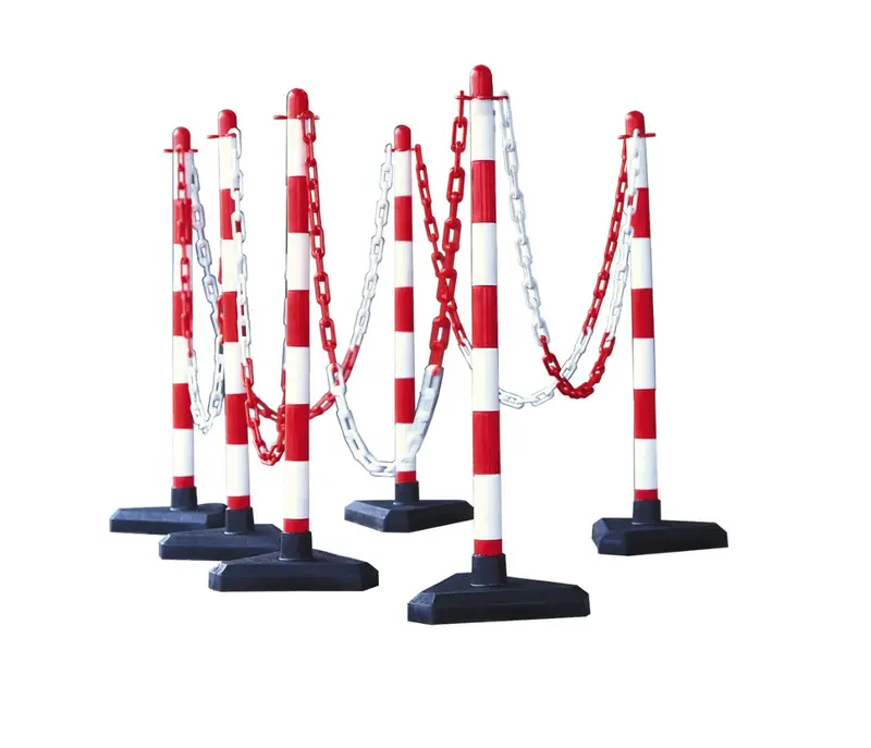 Chain Post Set With Round Hollow Base – Modular Crowd Control System 1