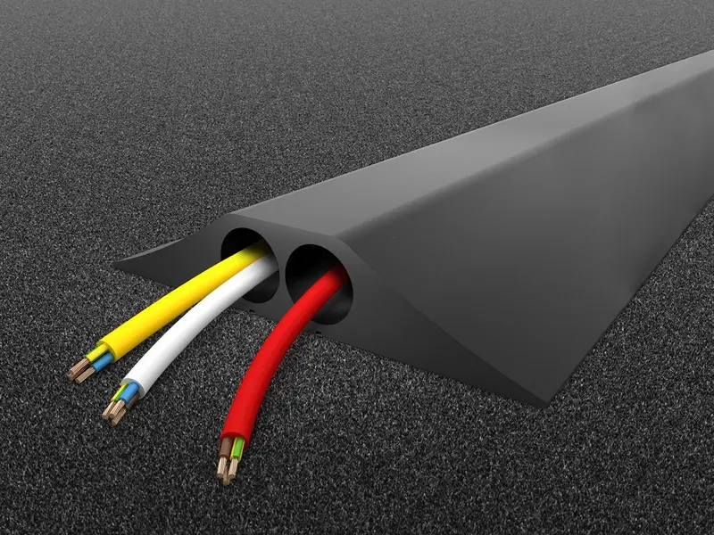 Heavy-Duty Dual-Channel Cable Protection Ramp 1