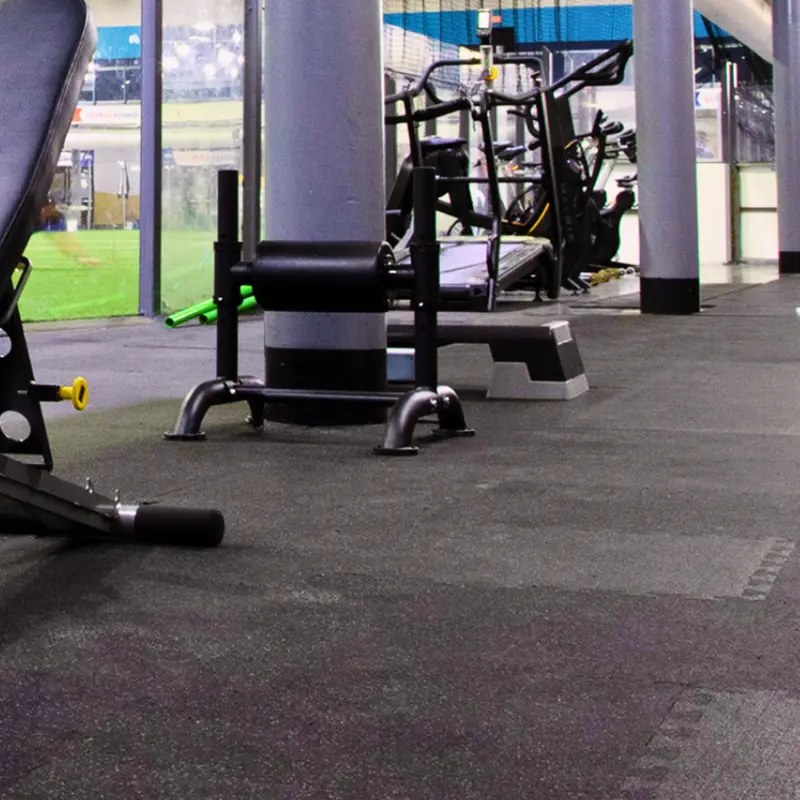 Interlocking Rubber Gym Floor Tiles – High-Density Training Surface 1