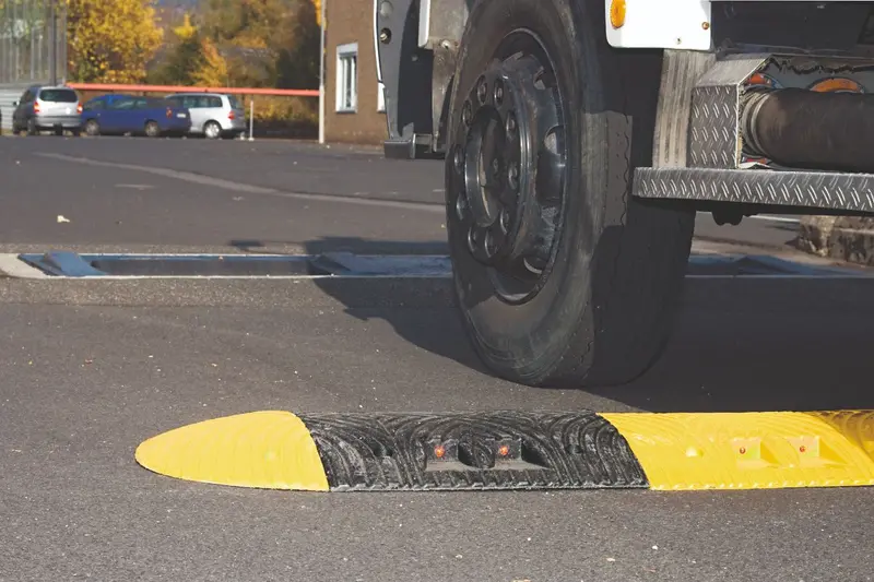 Modular 5 Mph Speed Hump – 70 Mm Profile Height 1