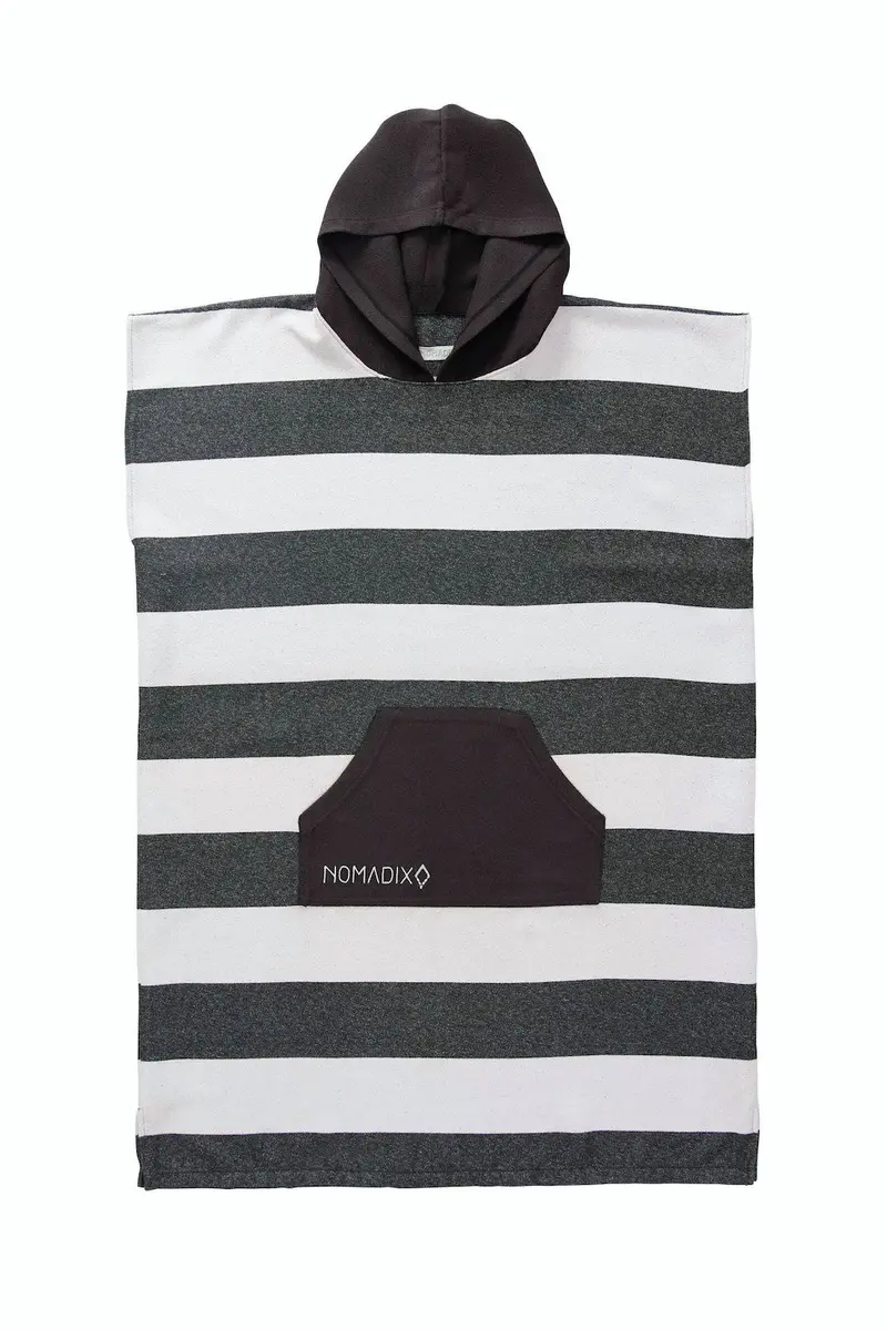 Nomadix Changing Poncho – Stripes Noll Black (Medium/Large) 1