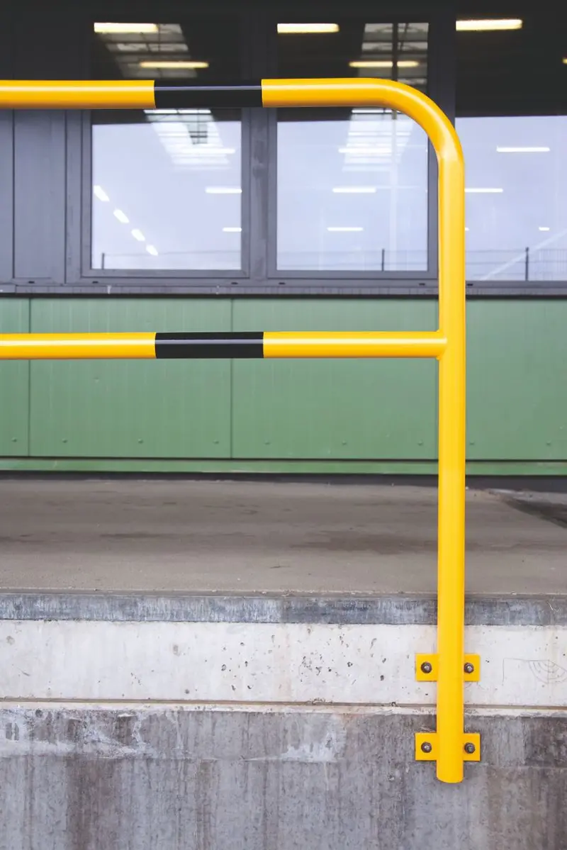 Permanent Fixed Wall-Mounted Pedestrian Barrier – High-Visibility Setup 1