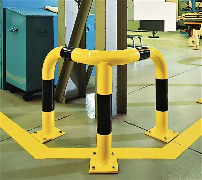Robust Warehouse Corner Hoop Protection System 1