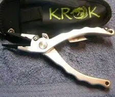 Sea Strike Krok 7.5-Inch Aluminum Pliers 1