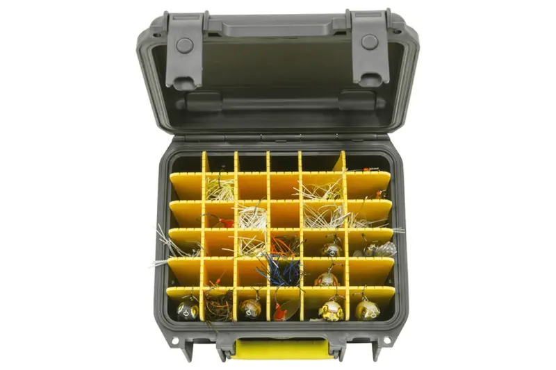 Skb Iseries 0907 Compact Watertight Lure Storage Case (4" Depth) 1