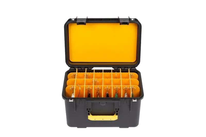 Skb Iseries 1610 High-Capacity Watertight Lure Storage Case (10" Depth) 1