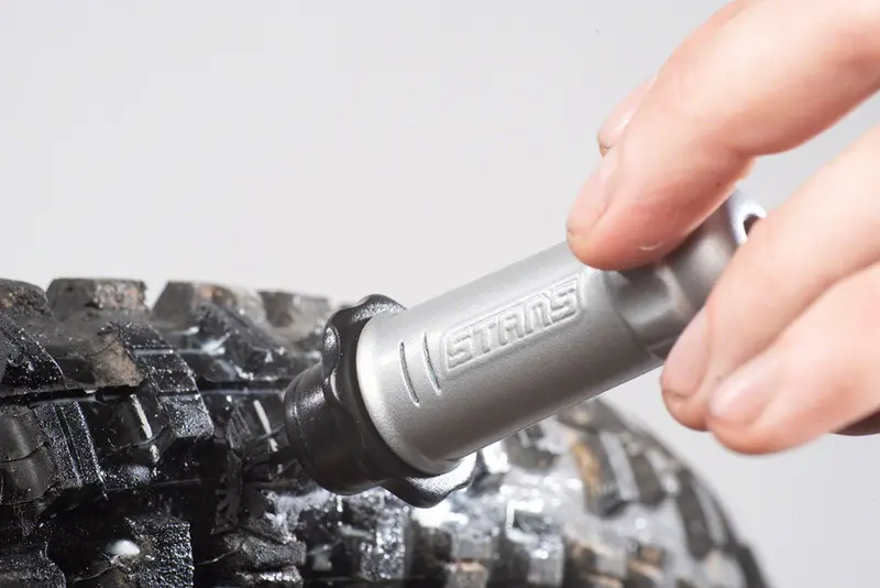 Stan’S Notubes Dart Plug Tool – Precision Tire Repair Device For Tubeless Sealant-Based Punctures 1