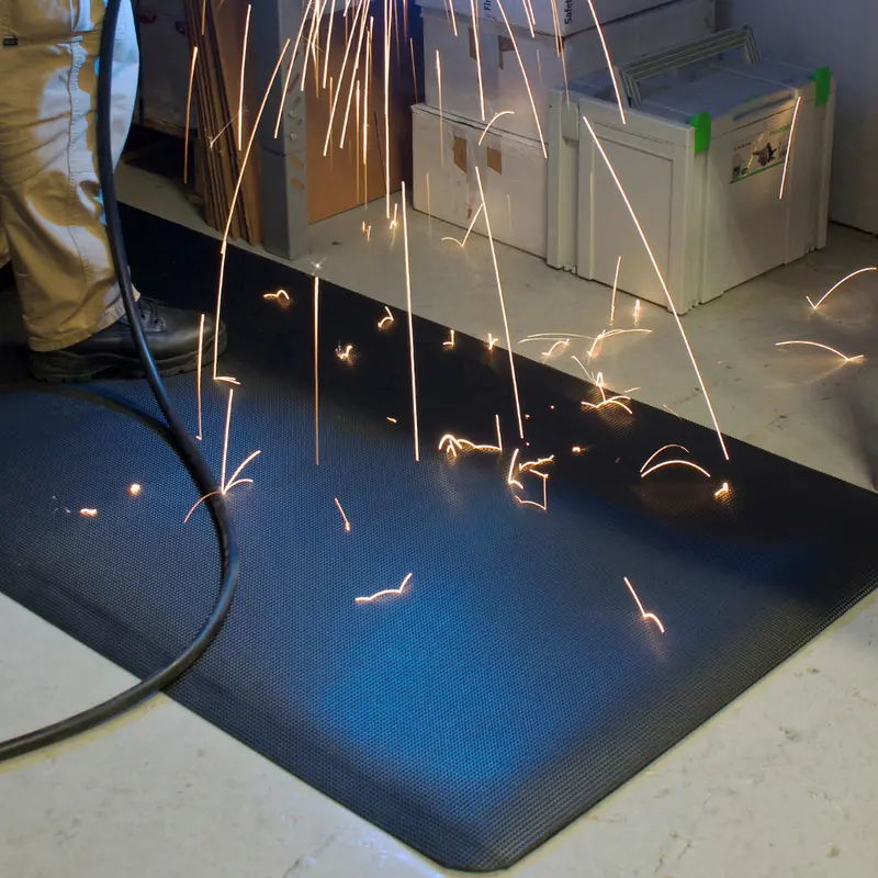 Welding-Specific Anti-Fatigue Safety Mat 1